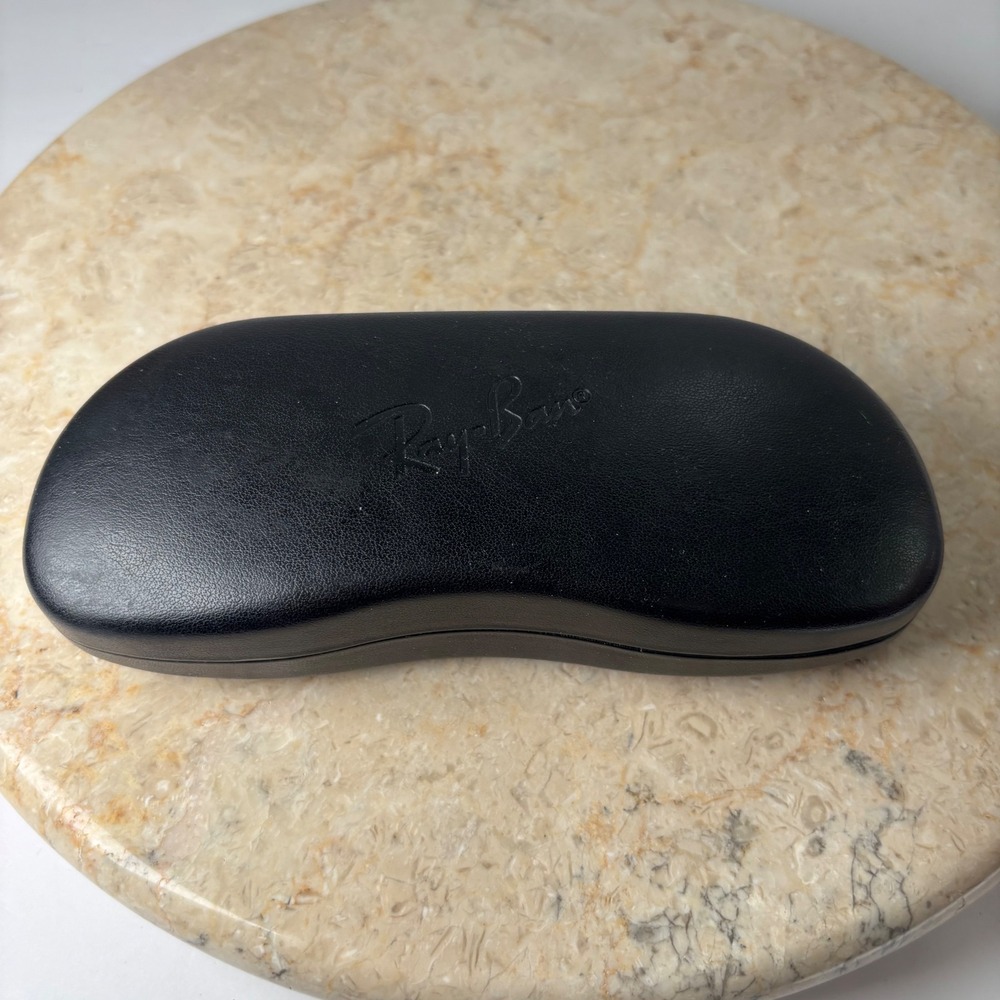 Ray-Ban Hard Clamshell Sunglasses Case OS Black Faux Leather with Cleaning Cloth